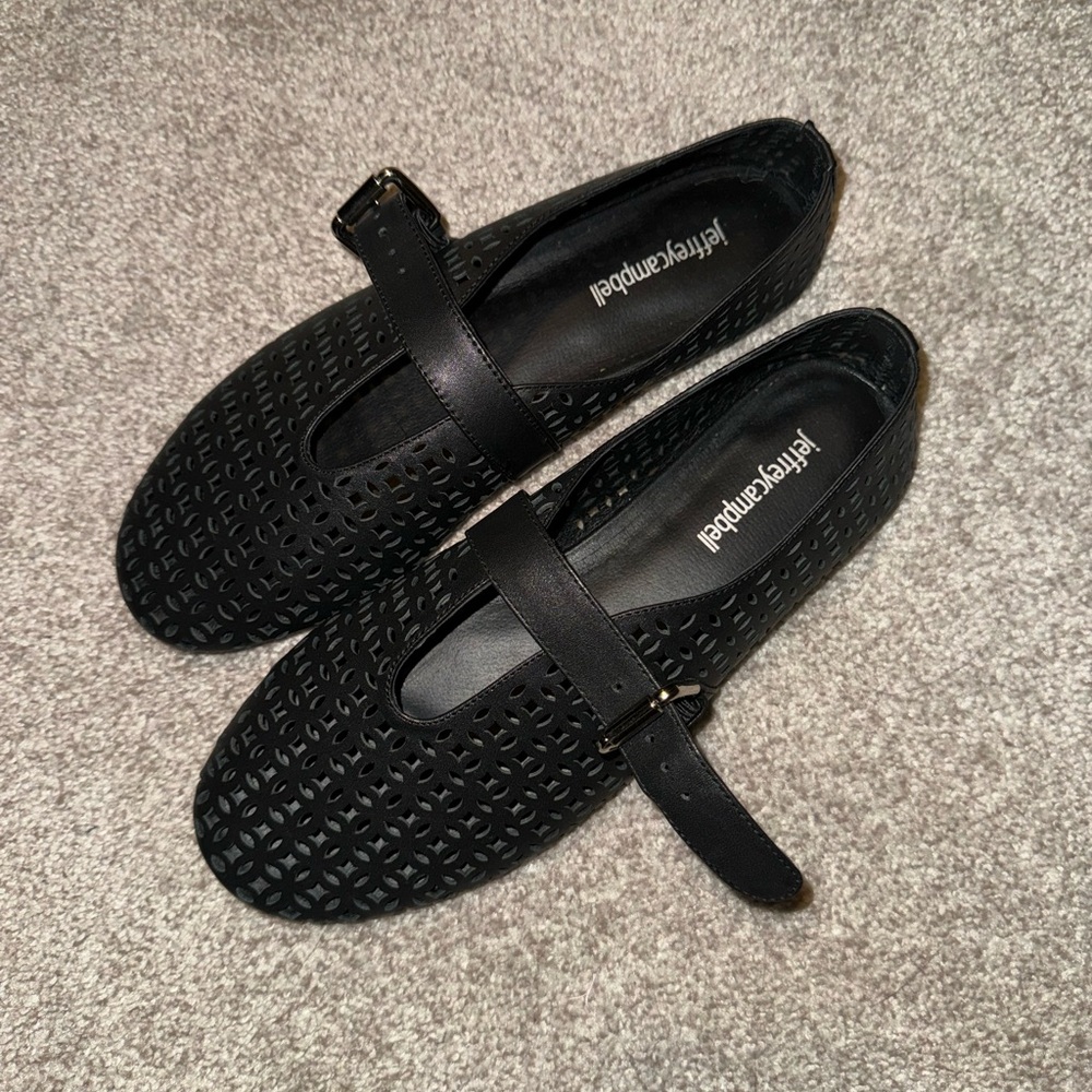 Jeffrey Campbell Shelly Lsr Mary Janes in Black
